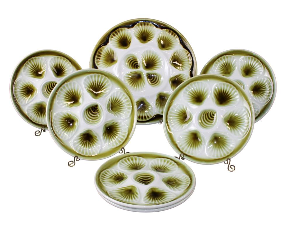 <b> Moulin des Loups Orchies Porcelain Oyster Plates </b><br>circa 20th cen., France 